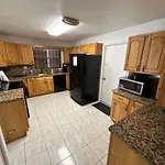 82-10Sw 135Av